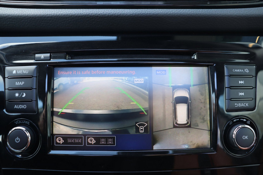 Nissan X-Trail 1.3 DIG-T Bus. org.NL Bose trekhaak el.dak stuur+stoelverw camera el.klep