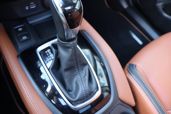 Nissan X-Trail 1.3 DIG-T Bus. org.NL Bose trekhaak el.dak stuur+stoelverw camera el.klep