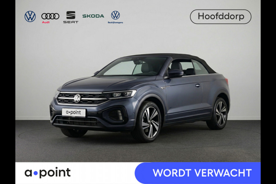 Volkswagen T-Roc Cabrio 1.5 TSI R-Line 150 pk Automaat (DSG) | Navigatie | Trekhaak (afneembaar) | Parkeersensoren (Park assist) | Achteruitrijcamera | Windscherm | Stoel/stuur verwarming | R-Line |