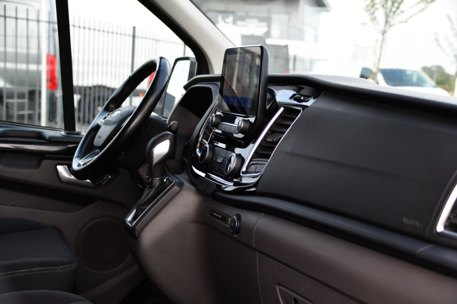 Ford Transit Custom 320 2.0 TDCI L2H1 Limited DC Raptor Edition Camera, Adaptieve Cruise, Carplay, 130PK, Automaat, PDC, 2 x Schuifdeur, Stoelverwarming, Uniek!