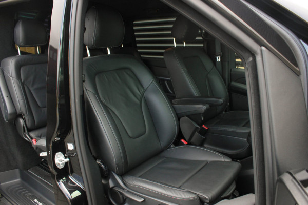 Mercedes-Benz V-Klasse 300d 4X4 EXTRA LANG AMG DC 240PK L3H1 DUBBEL CABINE / JB-EDITION / BILSTEIN SCHROEFSET/ NIGHT EDITION/ FULL