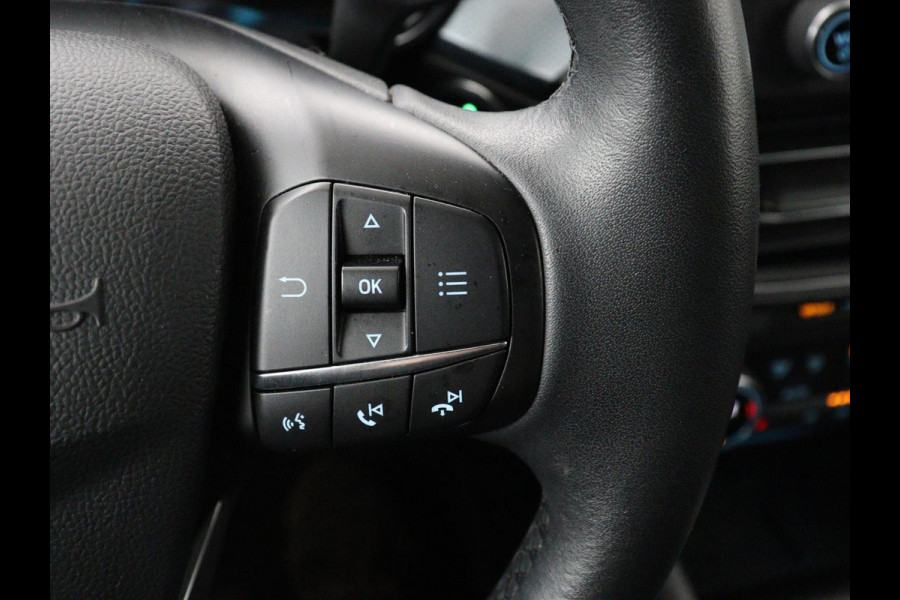 Ford Focus 1.0 EcoBoost Hybrid Active | Stoelverwarming | Trekhaak | Camera | Stuurverwarming | Carplay | Keyless | Full LED | Navigatie | Parkeerhulp | Climate control | Cruise control