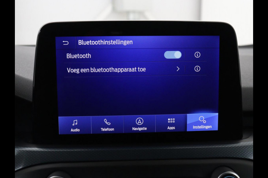 Ford Focus 1.0 EcoBoost Hybrid Active | Stoelverwarming | Trekhaak | Camera | Stuurverwarming | Carplay | Keyless | Full LED | Navigatie | Parkeerhulp | Climate control | Cruise control