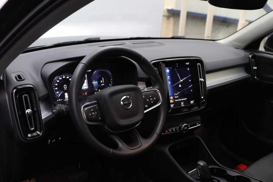 Volvo XC40 1.5 T4 211 PK Recharge Inscription Expression PHEV, Panoramadak, Leder, Camera