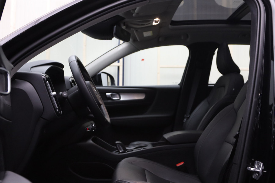 Volvo XC40 1.5 T4 211 PK Recharge Inscription Expression PHEV, Panoramadak, Leder, Camera