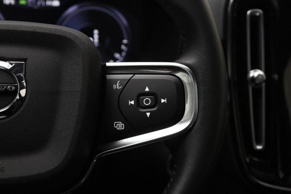 Volvo XC40 1.5 T4 211 PK Recharge Inscription Expression PHEV, Panoramadak, Leder, Camera