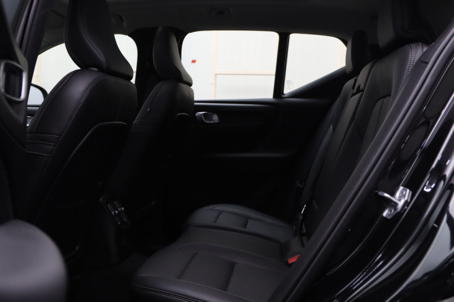 Volvo XC40 1.5 T4 211 PK Recharge Inscription Expression PHEV, Panoramadak, Leder, Camera