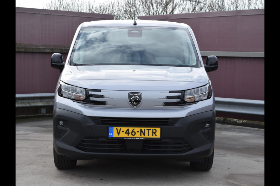 Peugeot e-Partner 136 L2 50 kWh | HOUTEN BETIMMERING |  2X SCHUIFDEUR | 16" LMV | PACK WINTER | NAVI | CAMERA | CRUISE CONTROL