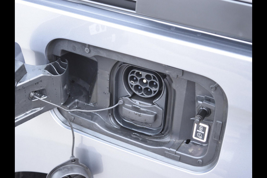 Peugeot e-Partner 136 L2 50 kWh | HOUTEN BETIMMERING |  2X SCHUIFDEUR | 16" LMV | PACK WINTER | NAVI | CAMERA | CRUISE CONTROL