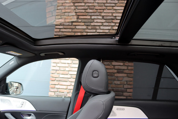 Mercedes-Benz GLE AMG 53 Hybrid 4MATIC+ Premium+ | Luchtvering | Distronic | Massage | Memory | Trekhaak | Verwarmd Stuurwiel | Burmester | Panoramadak | Luchtreinigingspakket | Soft-Close | Vlakkenverwarming |