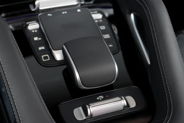 Mercedes-Benz GLE AMG 53 Hybrid 4MATIC+ Premium+ | Luchtvering | Distronic | Massage | Memory | Trekhaak | Verwarmd Stuurwiel | Burmester | Panoramadak | Luchtreinigingspakket | Soft-Close | Vlakkenverwarming |