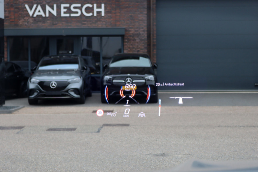 Mercedes-Benz GLE AMG 53 Hybrid 4MATIC+ Premium+ | Luchtvering | Distronic | Massage | Memory | Trekhaak | Verwarmd Stuurwiel | Burmester | Panoramadak | Luchtreinigingspakket | Soft-Close | Vlakkenverwarming |