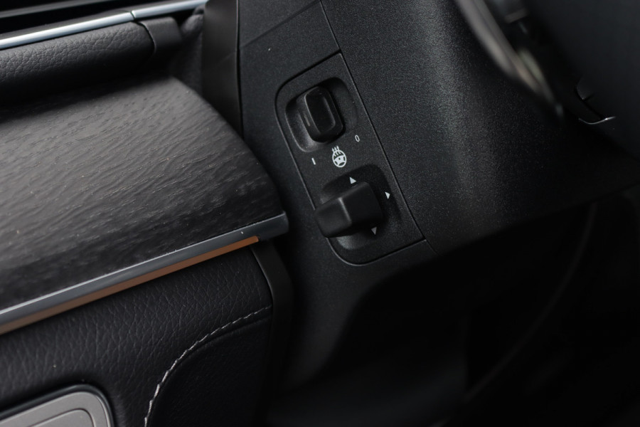 Mercedes-Benz GLE AMG 53 Hybrid Premium 4MATIC+ | Luchtvering | Distronic | Memory | Trekhaak | Stoelventilatie | Verwarmd Stuurwiel | HUD | Burmester | Keyless Go | Augmented Reality |