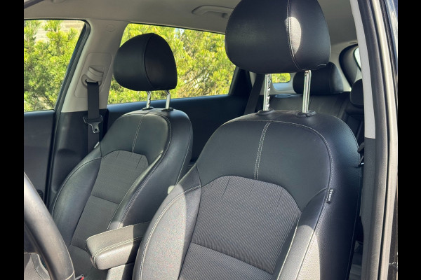 Kia Niro 1.6 GDi Hybrid ExecutiveLine | Halfleder, Navi, Cruise, Camera, Carplay/Android, DAB | NAP |