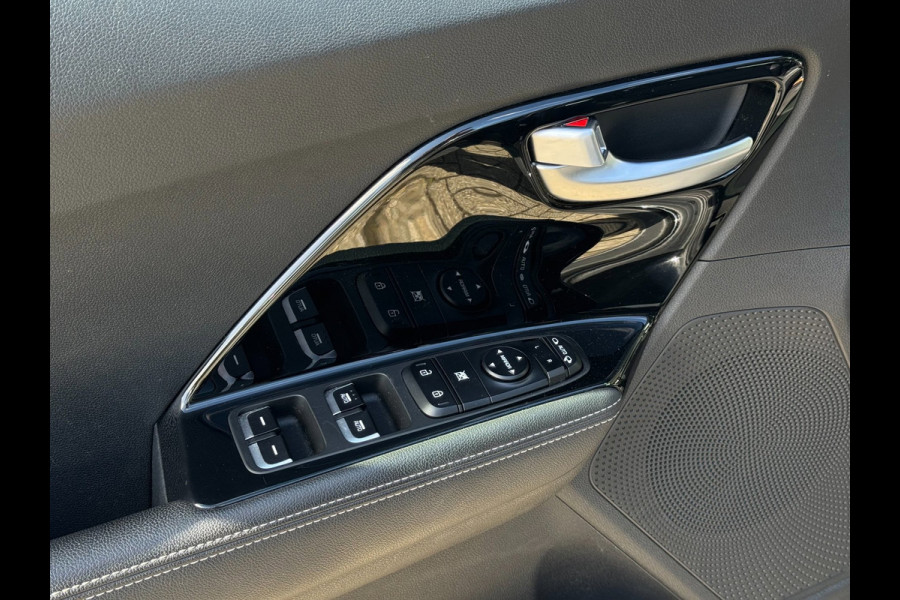 Kia Niro 1.6 GDi Hybrid ExecutiveLine | Halfleder, Navi, Cruise, Camera, Carplay/Android, DAB | NAP |