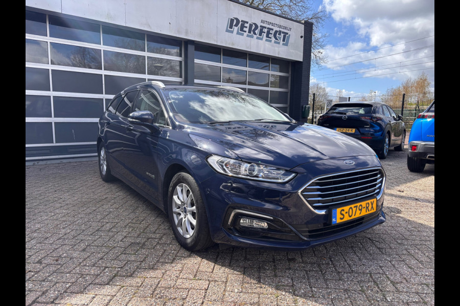 Ford Mondeo 2.0 IVCT HEV Titanium