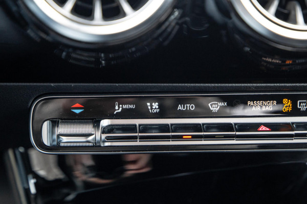 Mercedes-Benz A-Klasse 250 e Business Solution Luxury Limited CARPLAY / LEER / CAMERA / AUTOMAAT