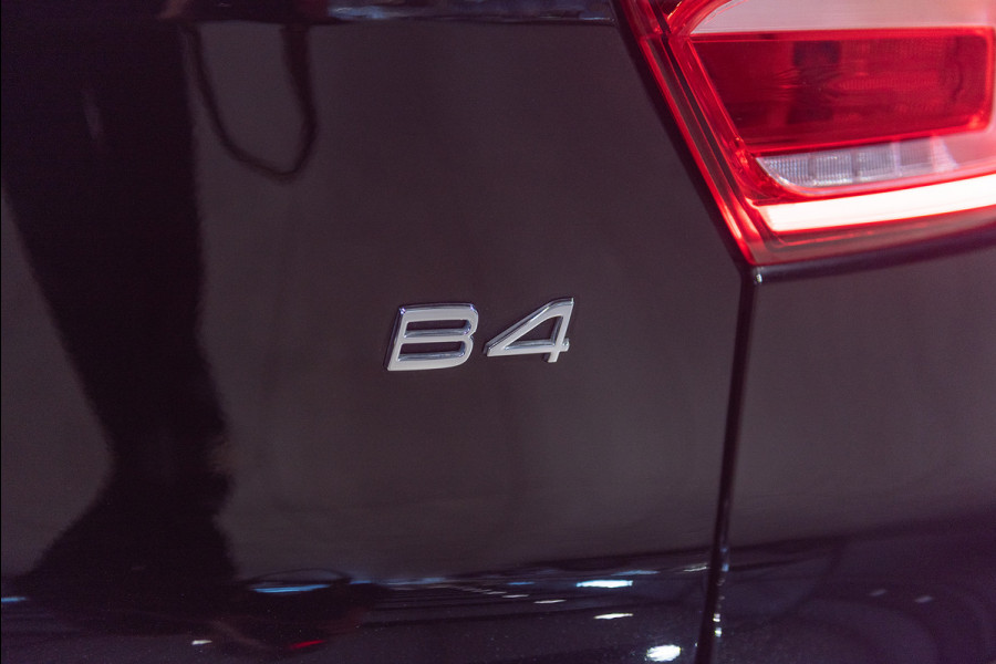 Volvo XC40 B4 Aut. Plus Dark ACC 360camera Stoelverwarming 197pk