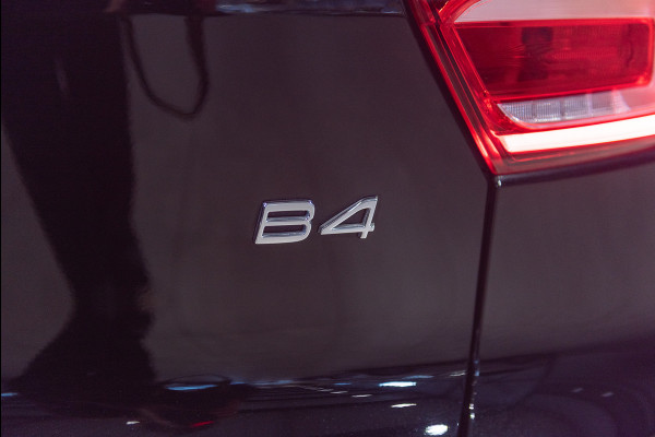 Volvo XC40 B4 Aut. Plus Dark ACC 360camera Stoelverwarming 197pk