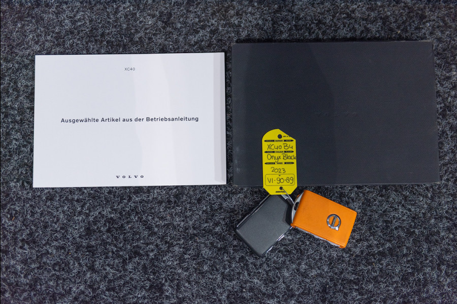 Volvo XC40 B4 Aut. Plus Dark ACC 360camera Stoelverwarming 197pk