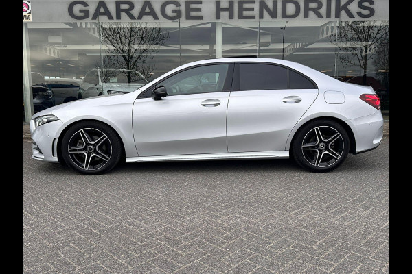 Mercedes-Benz A-Klasse 180 Business Solution AMG | Panorama | Leder Alcantara | LED |