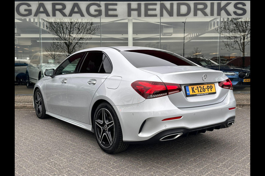 Mercedes-Benz A-Klasse 180 Business Solution AMG | Panorama | Leder Alcantara | LED |