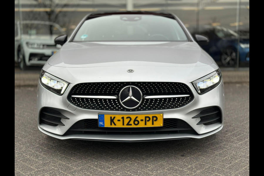 Mercedes-Benz A-Klasse 180 Business Solution AMG | Panorama | Leder Alcantara | LED |