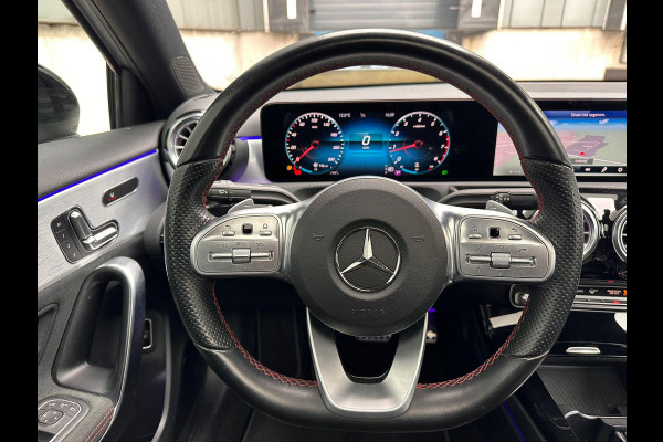 Mercedes-Benz A-Klasse 180 Business Solution AMG | Panorama | Leder Alcantara | LED |