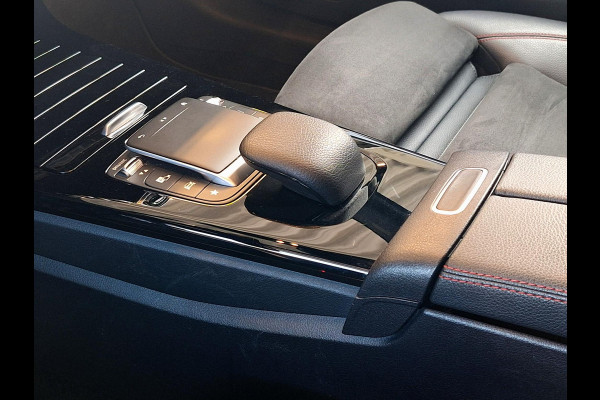 Mercedes-Benz A-Klasse 180 Business Solution AMG | Panorama | Leder Alcantara | LED |