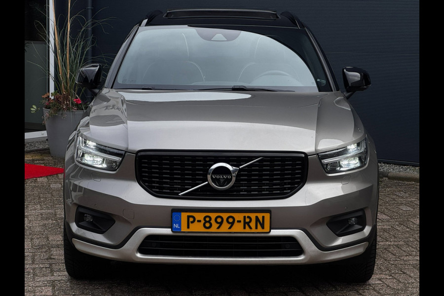 Volvo XC40 1.5 T5 Recharge R-Design NL-auto | Schuif- Kanteldak | H&K | Trekhaak | Stoelverwarming | Memory | Adaptive Cruise
