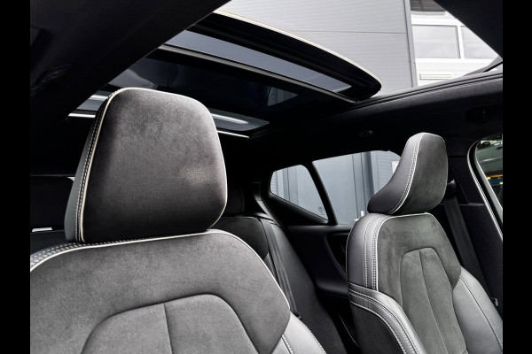 Volvo XC40 1.5 T5 Recharge R-Design NL-auto | Schuif- Kanteldak | H&K | Trekhaak | Stoelverwarming | Memory | Adaptive Cruise