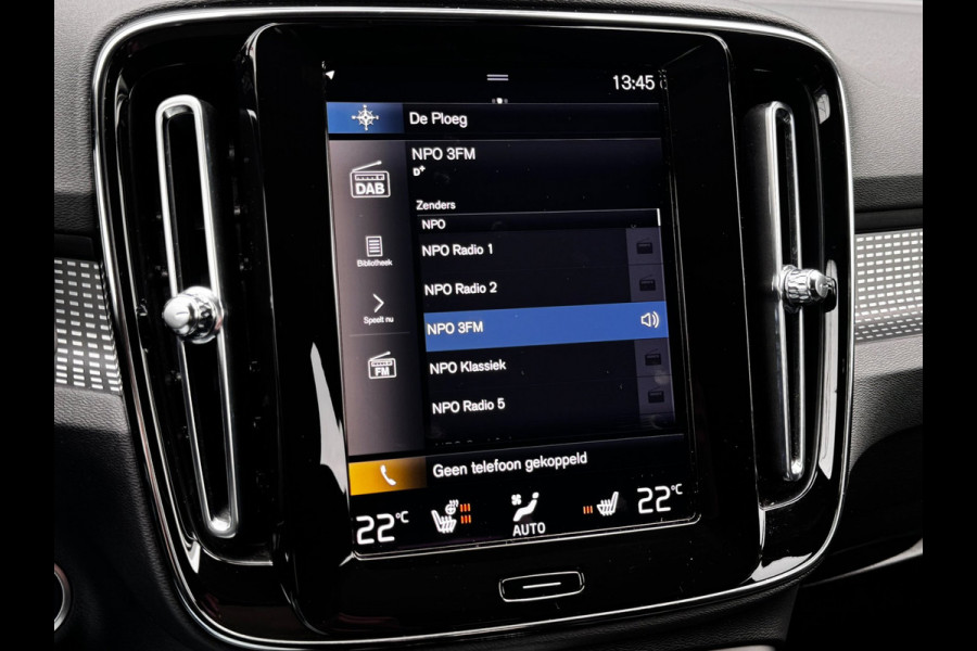 Volvo XC40 1.5 T5 Recharge R-Design NL-auto | Schuif- Kanteldak | H&K | Trekhaak | Stoelverwarming | Memory | Adaptive Cruise
