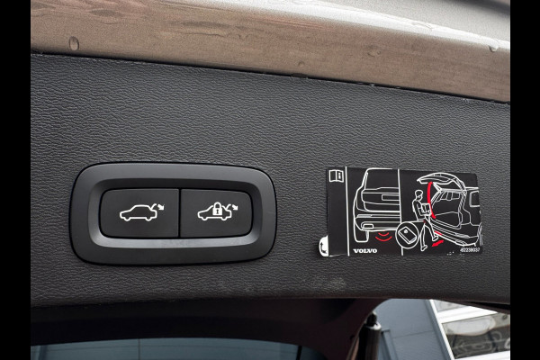 Volvo XC40 1.5 T5 Recharge R-Design NL-auto | Schuif- Kanteldak | H&K | Trekhaak | Stoelverwarming | Memory | Adaptive Cruise