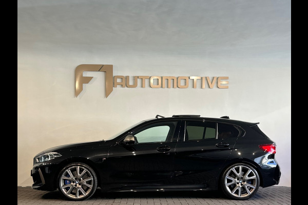 BMW 1-serie M135i xDrive Executive Pano|Keyless|Sfeer|HuD