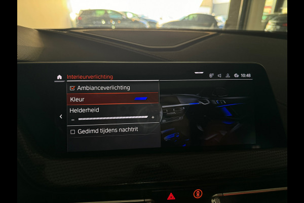 BMW 1-serie M135i xDrive Executive Pano|Keyless|Sfeer|HuD