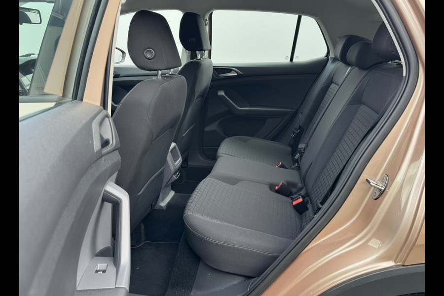 Volkswagen T-Cross TSI 95PK LIFE EDITION CARPLAY/NAVI/STOELVERW.