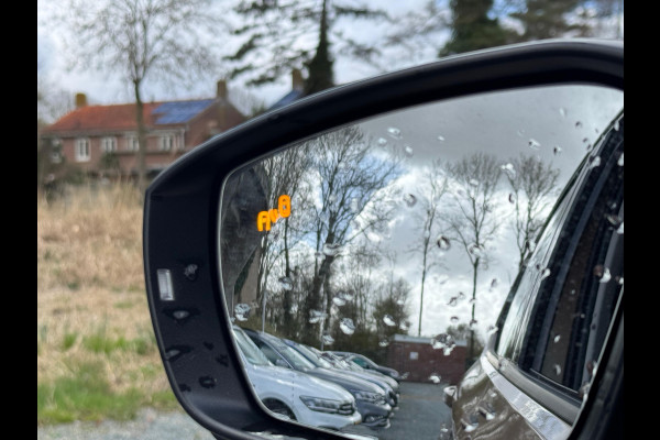 Volkswagen T-Cross TSI 95PK LIFE EDITION CARPLAY/NAVI/STOELVERW.