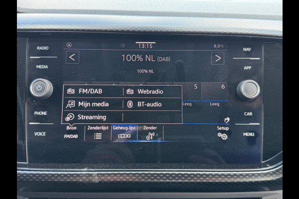 Volkswagen T-Cross TSI 95PK LIFE EDITION CARPLAY/NAVI/STOELVERW.