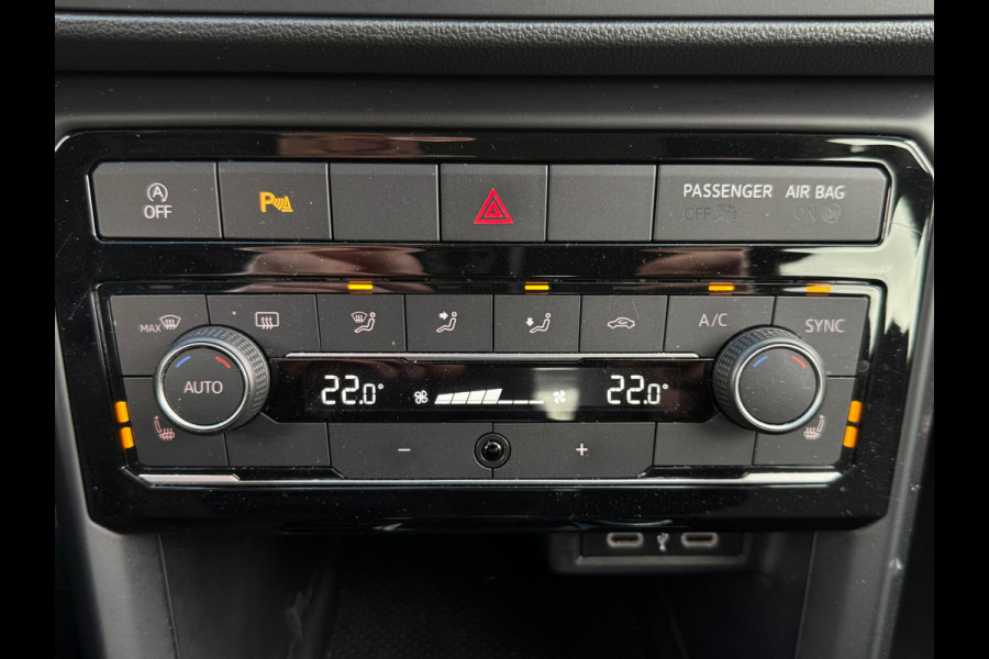 Volkswagen T-Cross TSI 95PK LIFE EDITION CARPLAY/NAVI/STOELVERW.