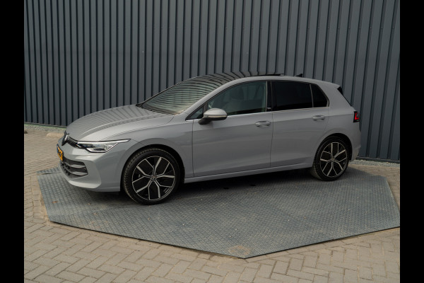 Volkswagen Golf 1.5 eTSI 50 Edition | Panodak | Trekhaak wegkl. | Stoelgeheugen | Head Up | IQ Light | Prijs Rijklaar!!