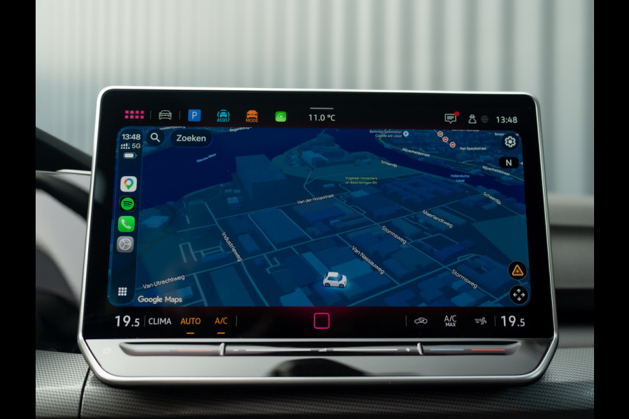 Volkswagen Golf 1.5 eTSI 50 Edition | Panodak | Trekhaak wegkl. | Stoelgeheugen | Head Up | IQ Light | Prijs Rijklaar!!