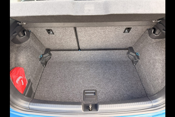 Volkswagen Polo 1.0 TSI Virtual 17'' LED ACC Camera CarPlay Navi Stoelverwarming