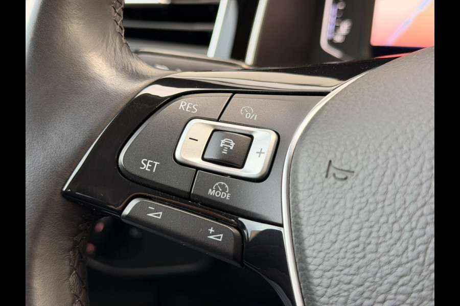 Volkswagen Polo 1.0 TSI Virtual 17'' LED ACC Camera CarPlay Navi Stoelverwarming