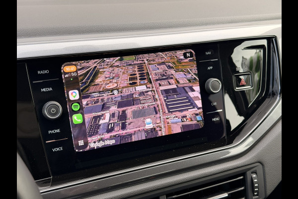 Volkswagen Polo 1.0 TSI Virtual 17'' LED ACC Camera CarPlay Navi Stoelverwarming