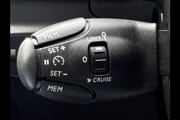 Citroën C3 1.2 PureTech Feel | Trekhaak | Stoelverwarming | Navigatie by App | Cruise Control