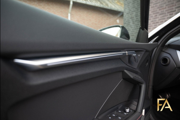 Audi A3 Sportback 45 TFSI e S edition Competition Ruitleder|Matrix|RSSeats|Sfeer|