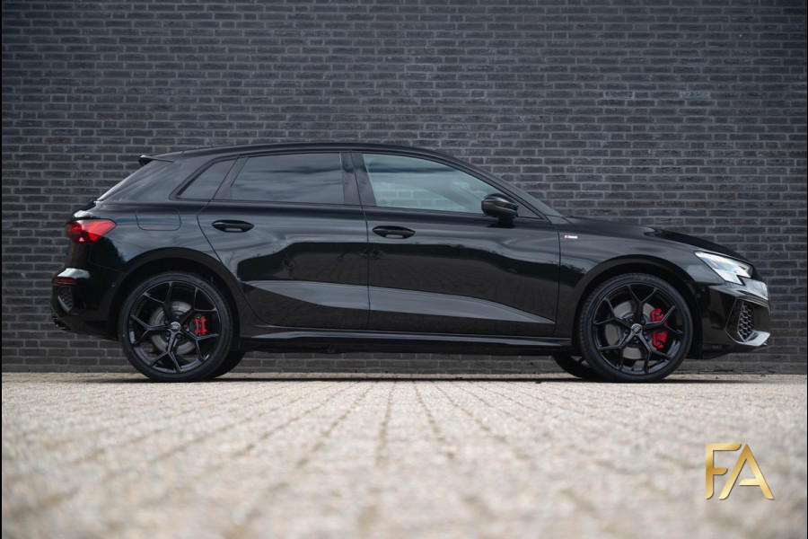 Audi A3 Sportback 45 TFSI e S edition Competition Ruitleder|Matrix|RSSeats|Sfeer|