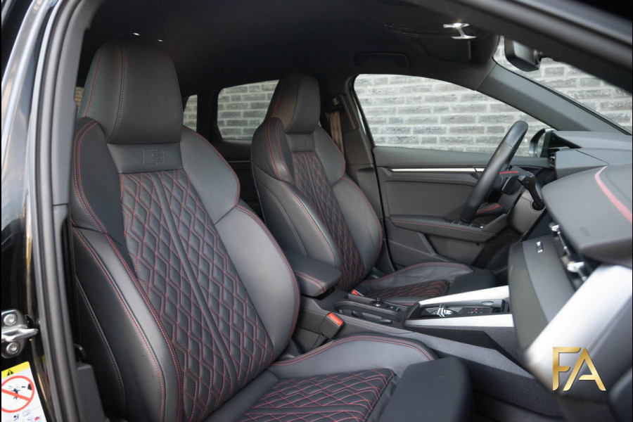Audi A3 Sportback 45 TFSI e S edition Competition Ruitleder|Matrix|RSSeats|Sfeer|