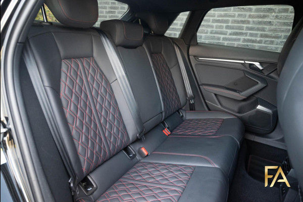 Audi A3 Sportback 45 TFSI e S edition Competition Ruitleder|Matrix|RSSeats|Sfeer|