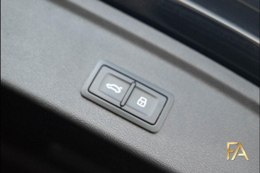 Audi A3 Sportback 45 TFSI e S edition Competition Ruitleder|Matrix|RSSeats|Sfeer|